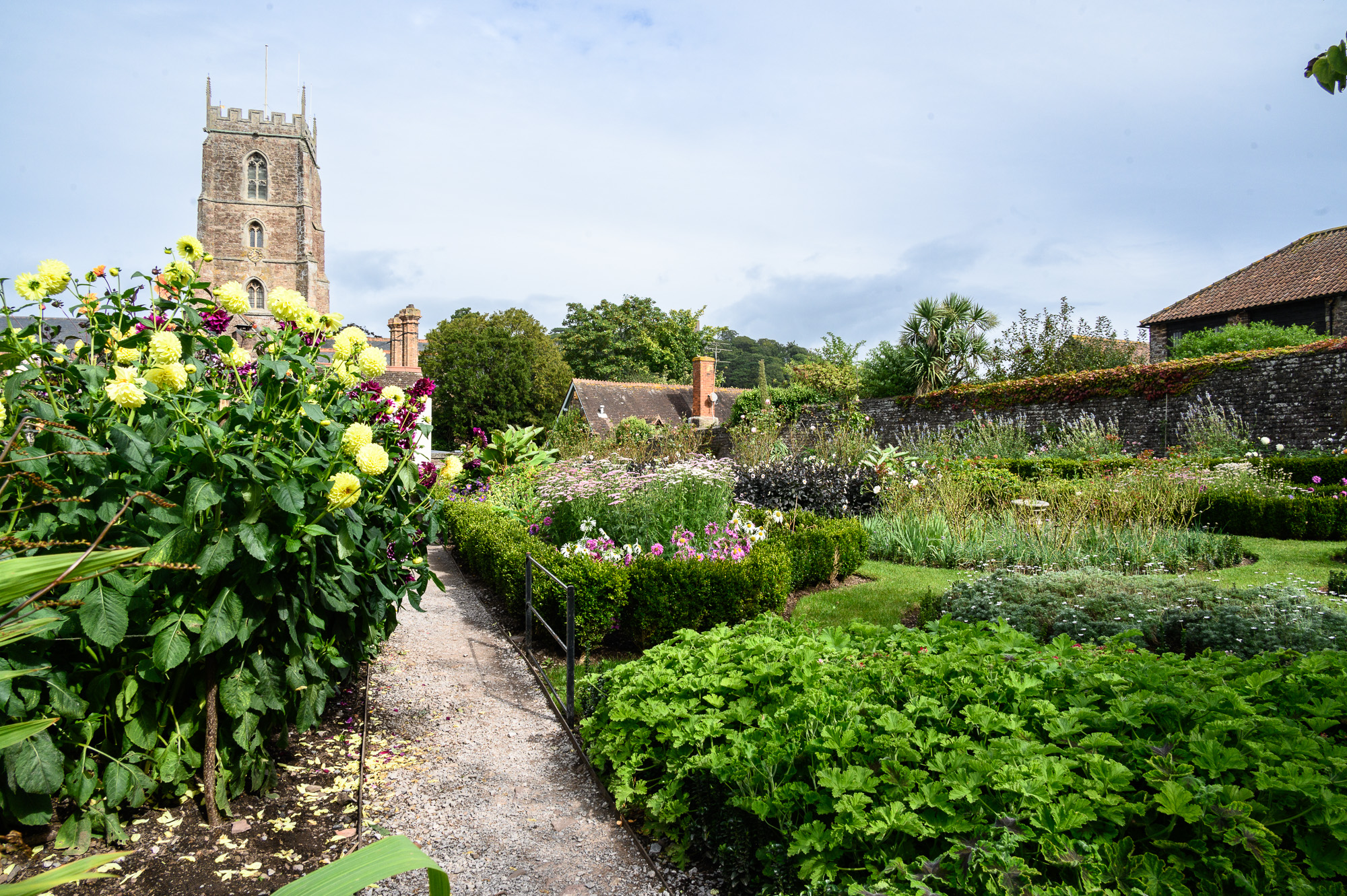 20240910DunsterCastle0011.jpg