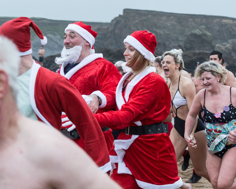 20151225BudeChristmasSwim0023.jpg